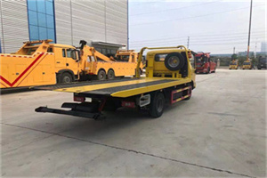 甘南非事故拖车